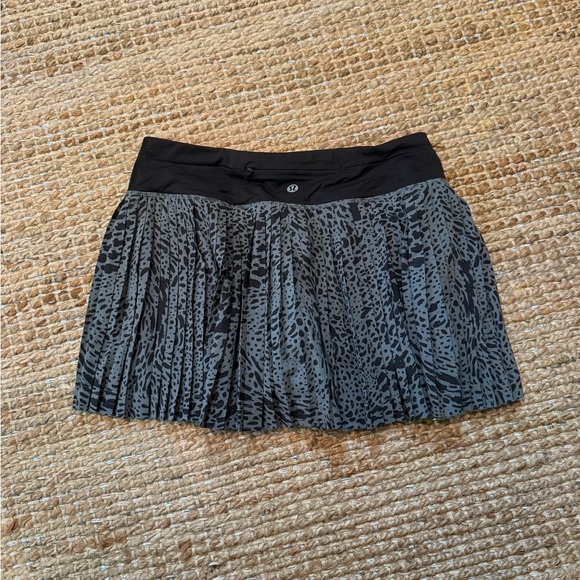 lululemon athletica Pleat to Street Skirt - Picture 4 of 6